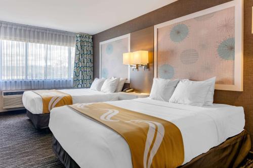 Queen Room with Two Queen Beds - Non-Smoking