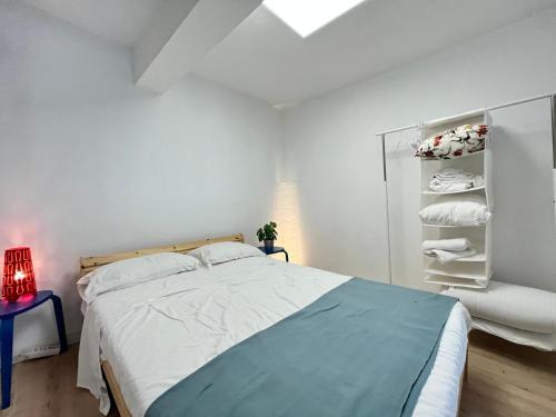Duplex Manzanares Izq Amarillo Temporal, Madrid (photo 2)