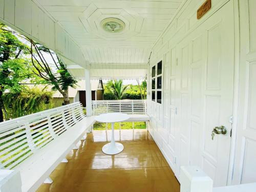 Balcony/terrace, BaanSuan Marigold บ้านสวนมาลีโกลด์ in Kamphaeng Phet