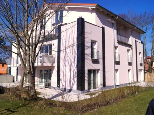 Apartment with Balcony image 3
