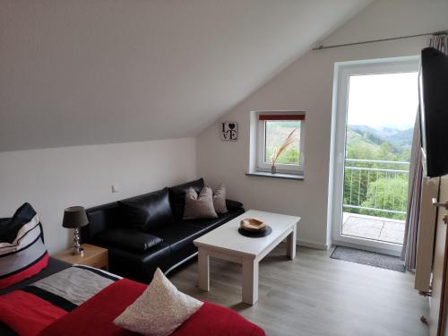 Studio Apartment (2 Adults) image 4
