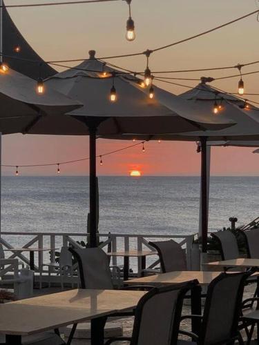 Bungalow #3 at Waterfront Playa Alicia in โซซัว