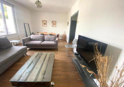 Le Grand Cerf - Poitiers - Gare Le Grand Cerf - Poitiers - Gare