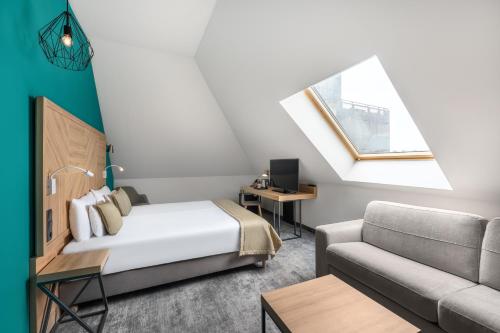 T62 Hotel - image 14