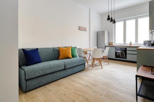 JOIVY Lovely flat near Corso Buenos Aires, Mailand