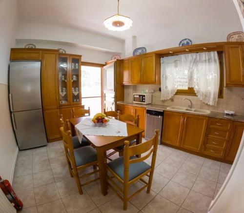 Smaragdi Leros Holiday Home in เลรอส