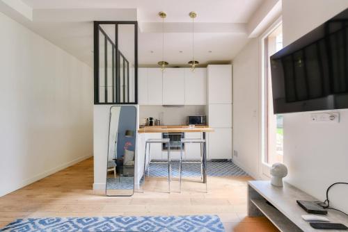 Paris Garden Luxury next to Eiffel Tower - image 11