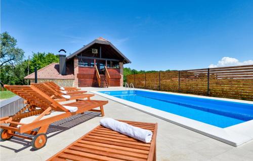 . 2 Bedroom Amazing Home In Jalzabet