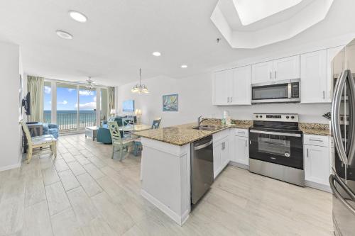 Lighthouse Condos Gulf Shores - 주방