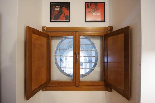Dante Studio Apartment Super Central next metro By HouseinNaples, Naples (photo 8)