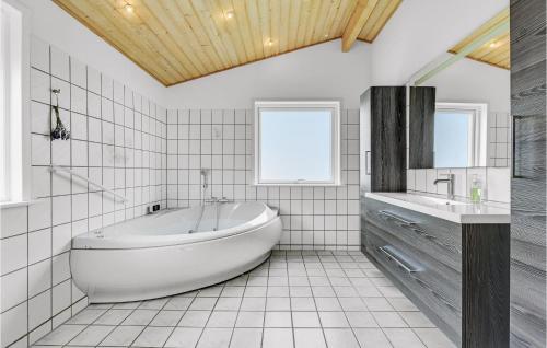 Bathroom, Holiday Home Slivsø Ii in Haderslev