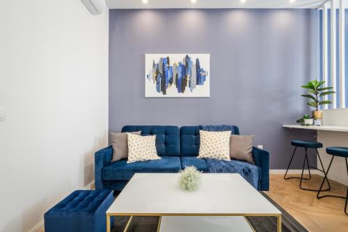 D58 - Grand Boulevard Royal Apartment - Best Location by BQA 2