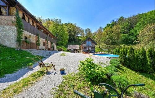 Viesnīcas āriene, Amazing Home In Novi Marof in Moždenec