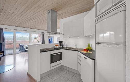 Kitchen, Holiday Home Romo 22 With Hot Tub in Osterby