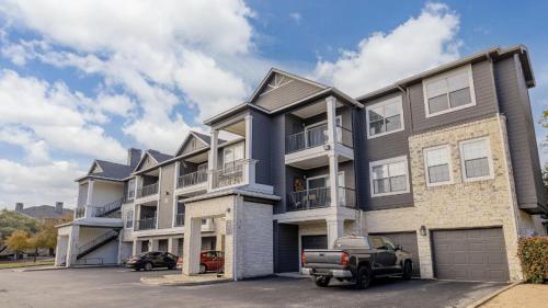 Landing at Preserve at Rolling Oaks - 2 Bedrooms in Rolling Oaks Landing at Preserve at Rolling Oaks - 2 Bedrooms in Rolling Oaks