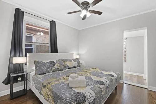 Rest and Relaxation with Game Room Morton Grove IL 3 BR House in Morton Grove, USA