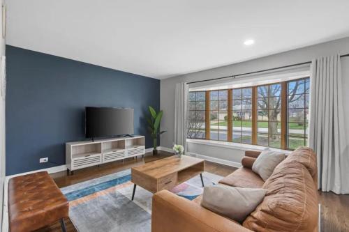 Tranquil Spring Hill Haven in Roselle, USA