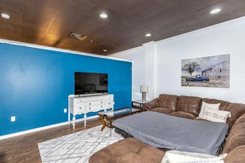Your Next Cozy Retreat Friends Pets Welcome in Fargo, USA