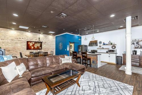 Your Next Cozy Retreat Friends Pets Welcome in Fargo, USA