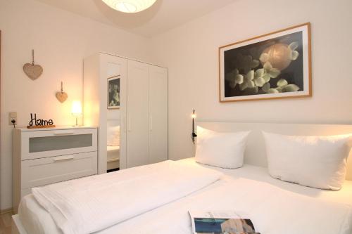 Apartment with Balcony image 10