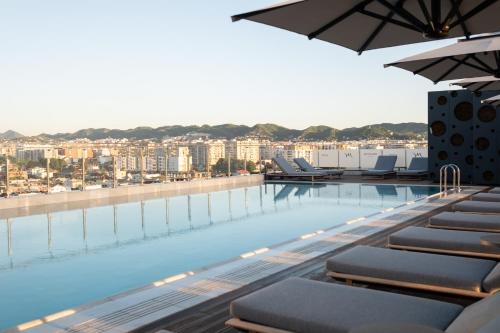Swimming pool, Mercure Tirana in Tirana