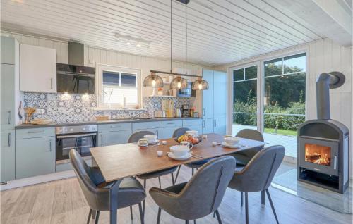 Beautiful Home In Zerpenschleuse Beautiful Home In Zerpenschleuse