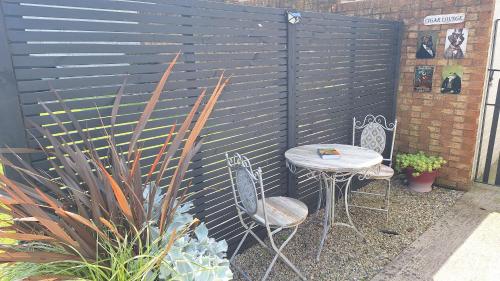 Kert, No 12 B&B in Ballinalira