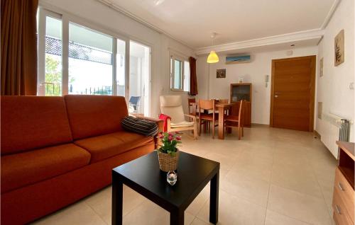  Gorgeous Apartment In Sucina With Swimming Pool in Sucina