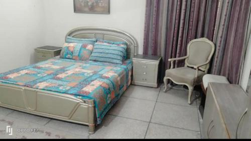 Full House - image 14