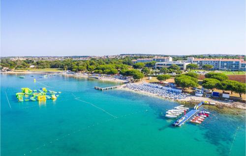 外部景觀, Two-Bedroom Apartment In Medulin in 利斯也