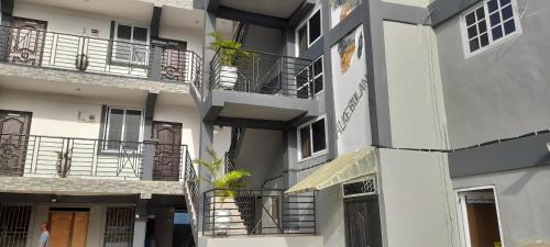 Näkymä ulkoa, Single Studio room Apartment Kasoa in Kasoa