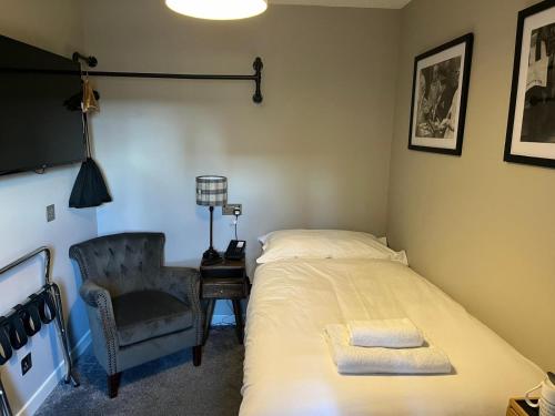 The Shore - image 12