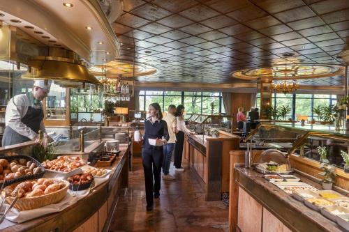 Maritim Airport Hotel Hannover - image 2