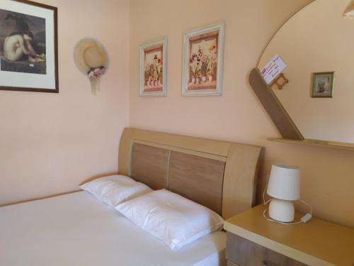 Studios and Apartments Meri Studios and Apartments Meri