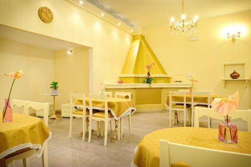 Ресторан, Albergo La Bussola in Аббадо Сан Сальваторе