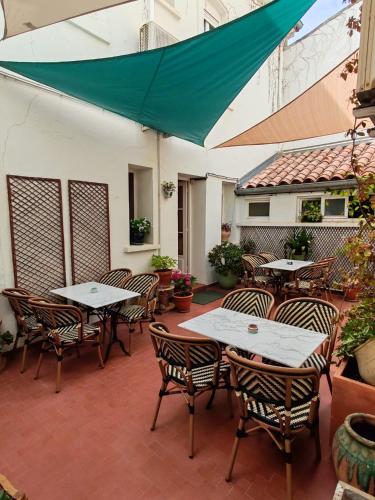 Hotel de France - image 12
