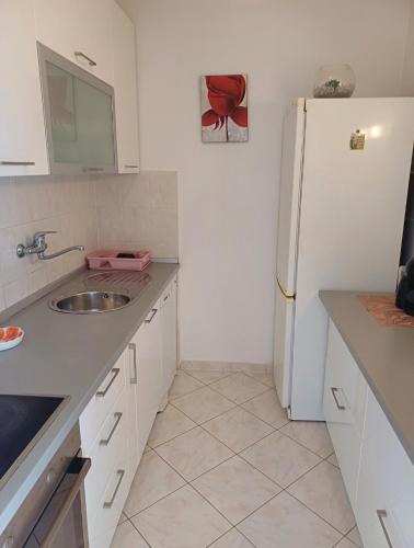 Seaside Apartment 5