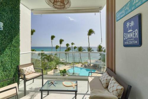 Aquarella Sunset Caribbean Beachfront Gataway in Mar De Sol