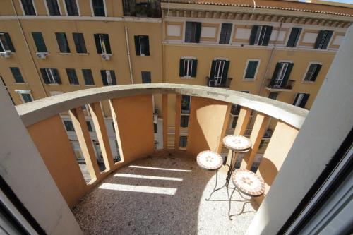 YCH-Vintage flat near San Giovanni, Roma (foto 4)