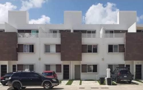 Habitación con baño privado y terraza propia in Playa del Carmen, Mexico