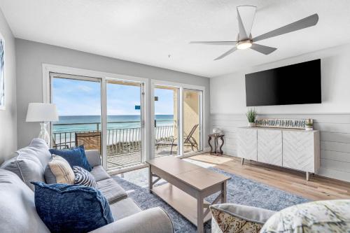 Saltwater Daze at Crystal Sands