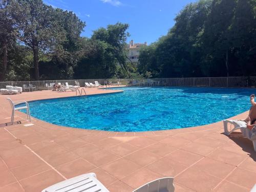 piscine, parking, vue mer, 23 m2, Saint Tropez (fotografie 6)
