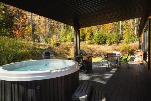 Au Petit Ruisseau -Rest & Enjoy in Saint-Alphonse-Rodriguez (QC)