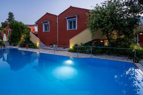 Vliho Bay Boutique Hotel - image 11