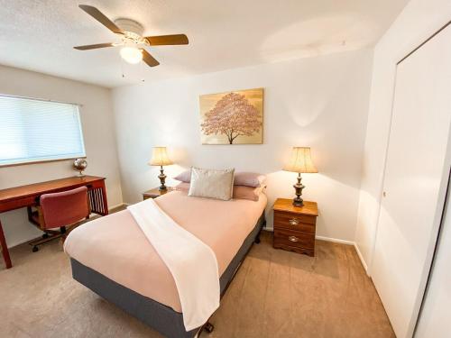 Pikes Peak Views Cozy Well Stocked Home Near Parks, Downtown in Colorado Springs, USA