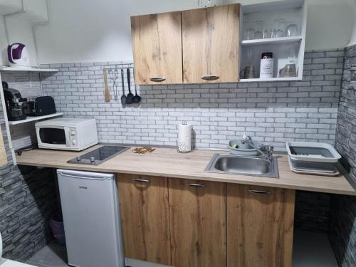 Napfeny Apartman in 布加斯城