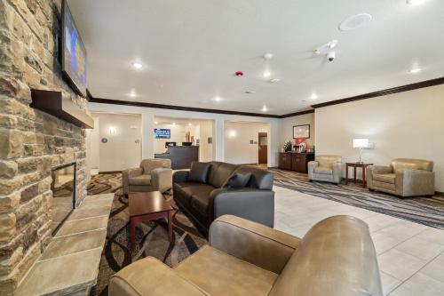 大堂, 阿爾派恩-鵝卵石酒店及套房 (Cobblestone Hotel & Suites - Alpine) in 阿爾卑斯(WY)