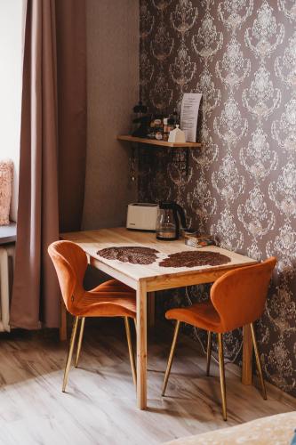 Old Town Private Room, Shared Bath - D, Tallinn (photo 4)