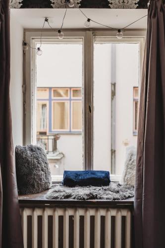 Room in Old Town, Cozy & Convenient - C, Tallinn (photo 3)