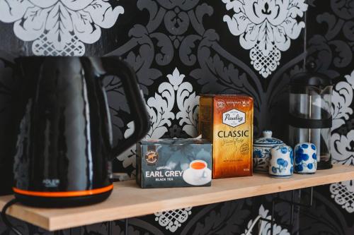 Room in Old Town, Cozy & Convenient - C, Tallinn (photo 6)